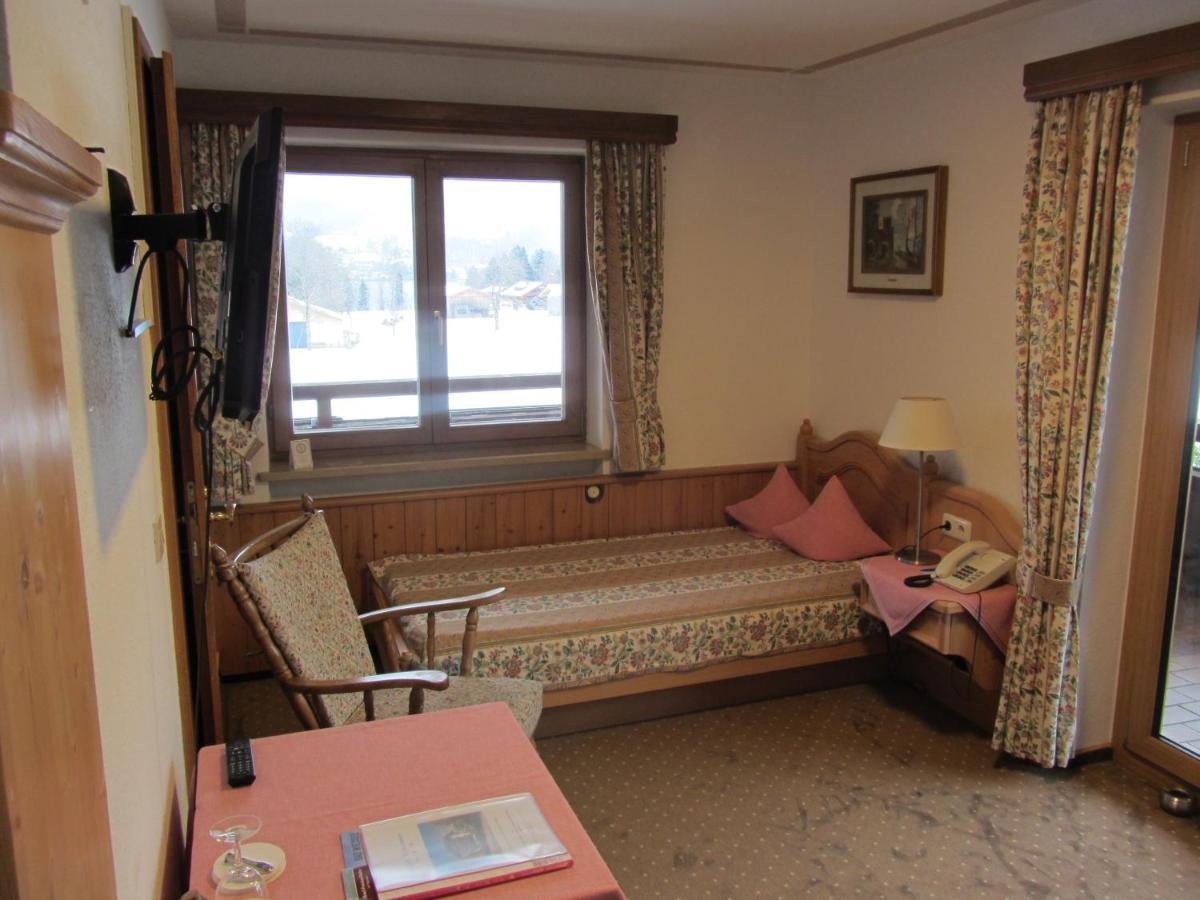 Hotel-Pension-Ostler Bad Wiessee Extérieur photo